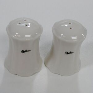 NEW OLEG CASSINI white salt pepper shakers gold logo box damaged